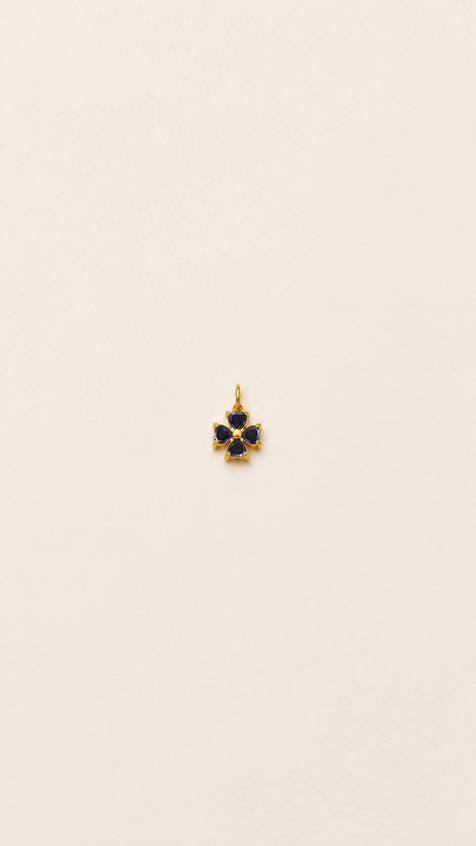 Noir Fleur Charm – Black