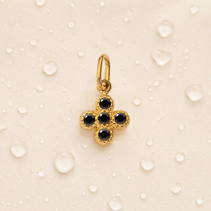 Noir bloom charm